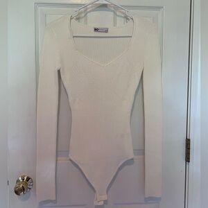 SO - long sleeve fitted sweater